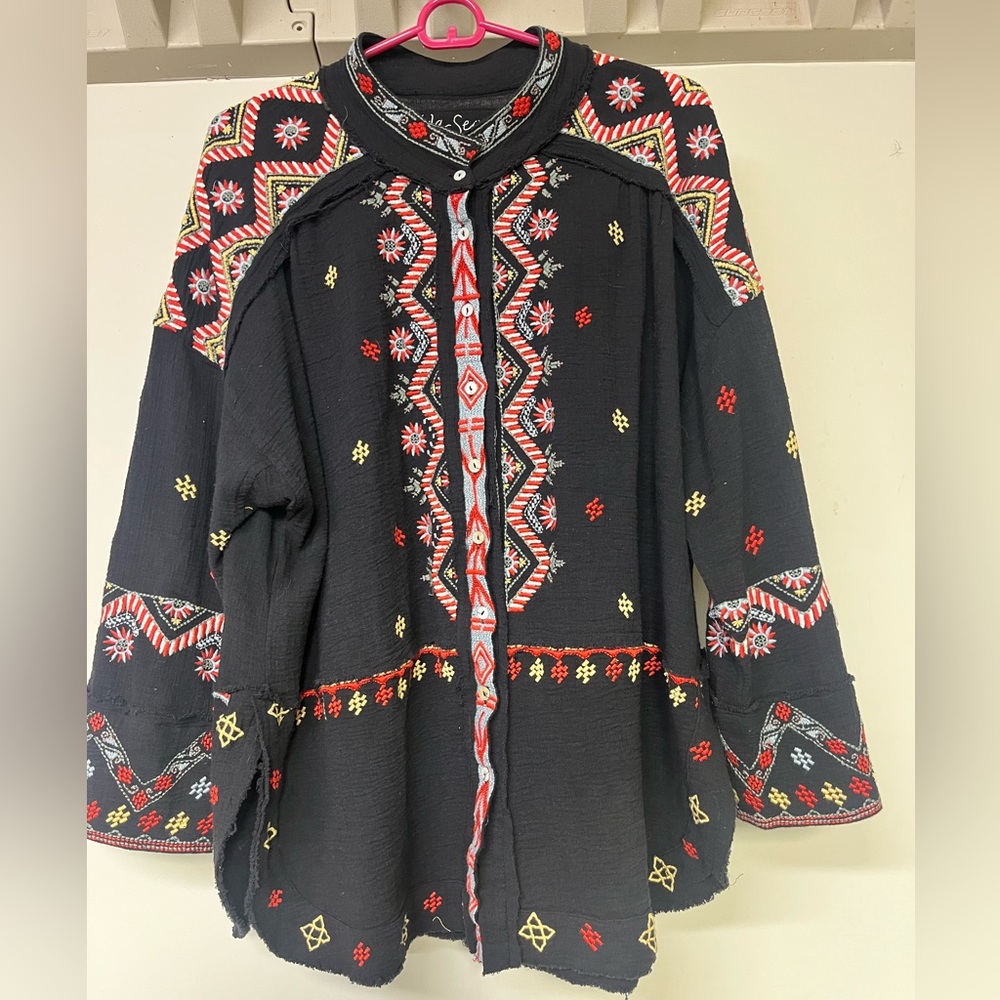 Kyle Seo Handmade 100% Cotton Large Embroidered Button Down Long Sleeve blouse